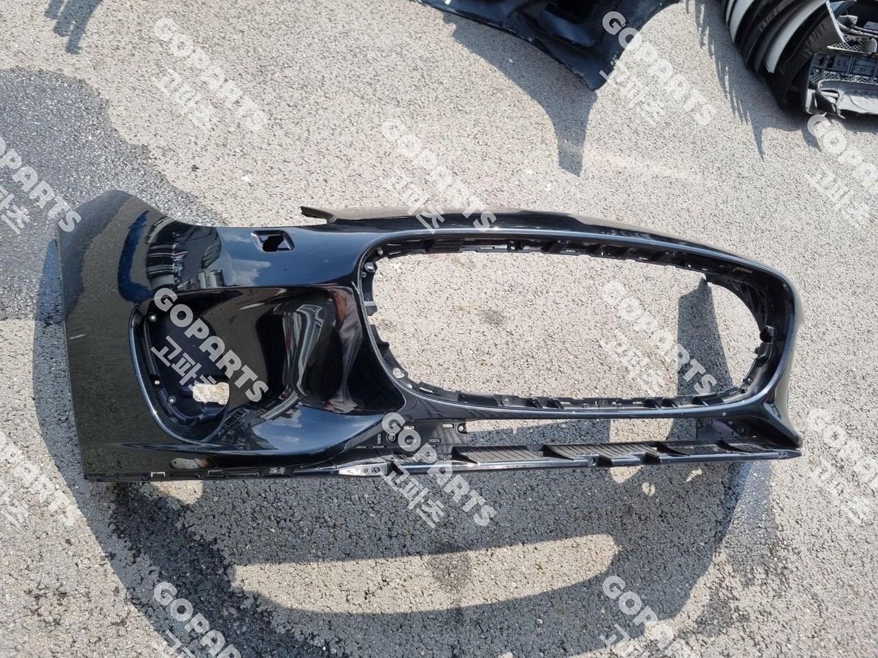 재규어 F타입 P300 전기형 앞범퍼 사진 2