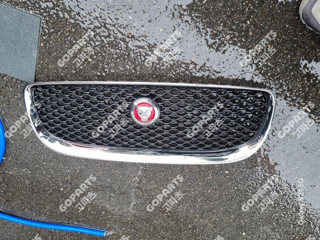 재규어 XE 1세대 전기 라디에터그릴 전면그릴 사진 2