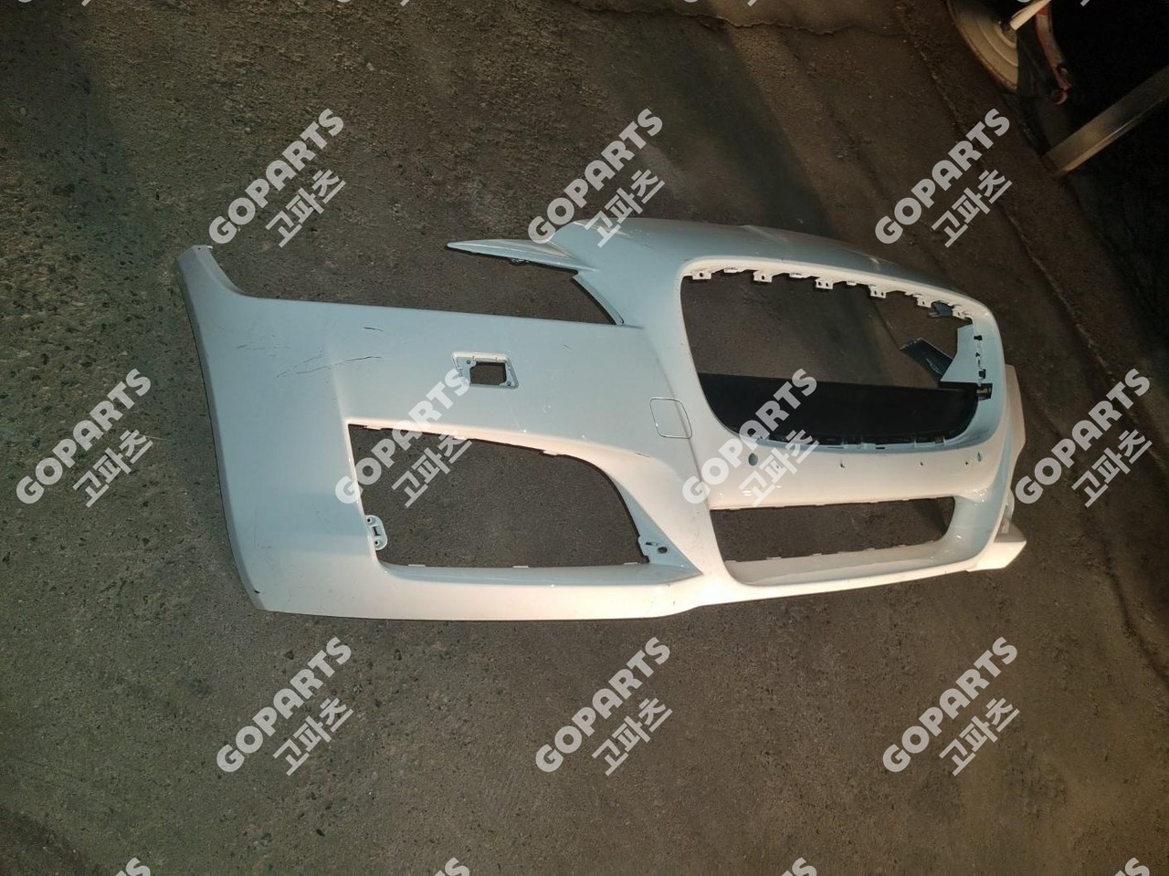 재규어 XF X260 전기 앞범퍼 전범퍼 전피 프론트밤바 일반타입 중고