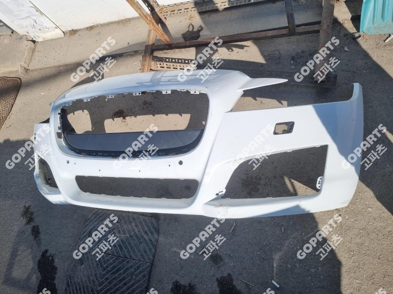 재규어 XF X260 전기 앞범퍼 전피 프론트밤바 일반타입 중고