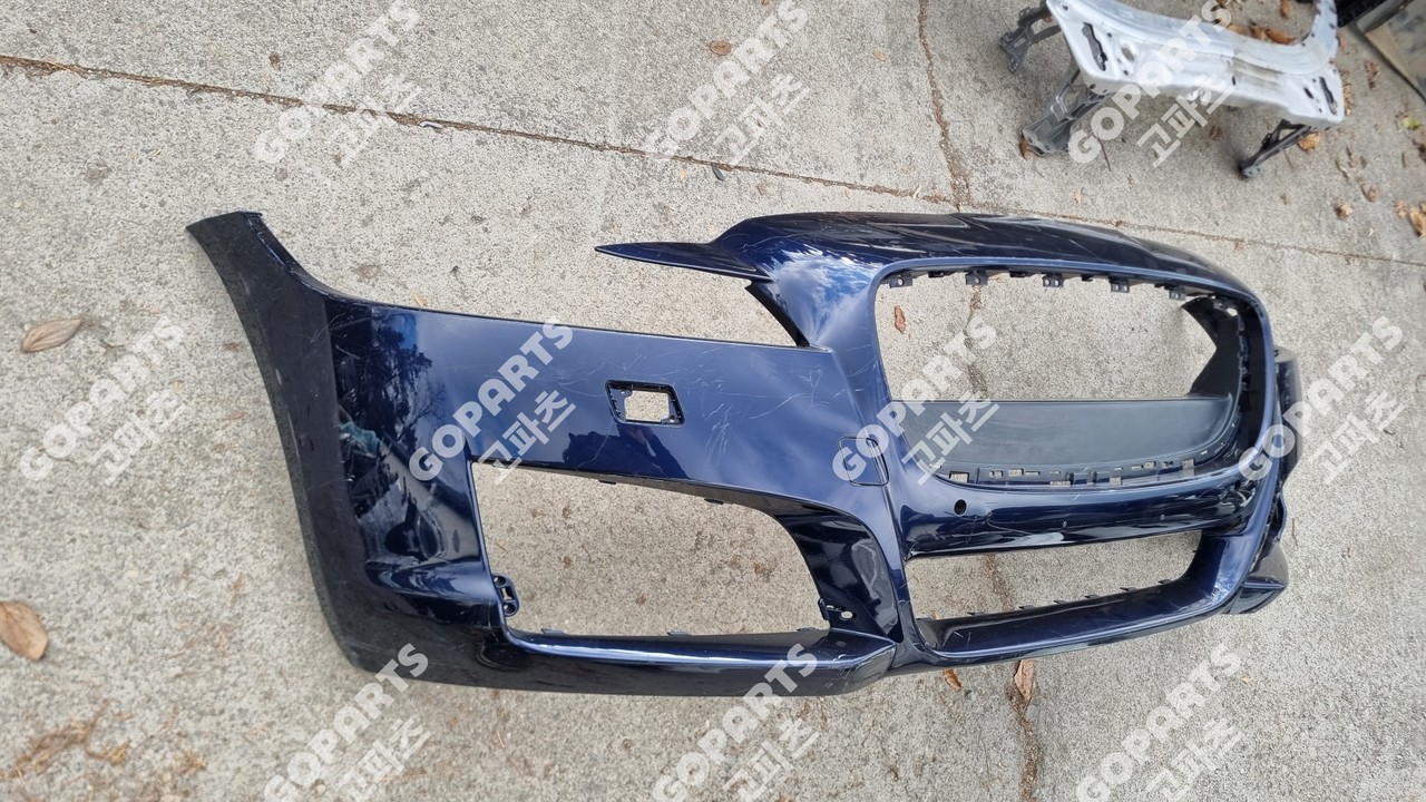 재규어 XF X260 전기 앞범퍼 전피 중고