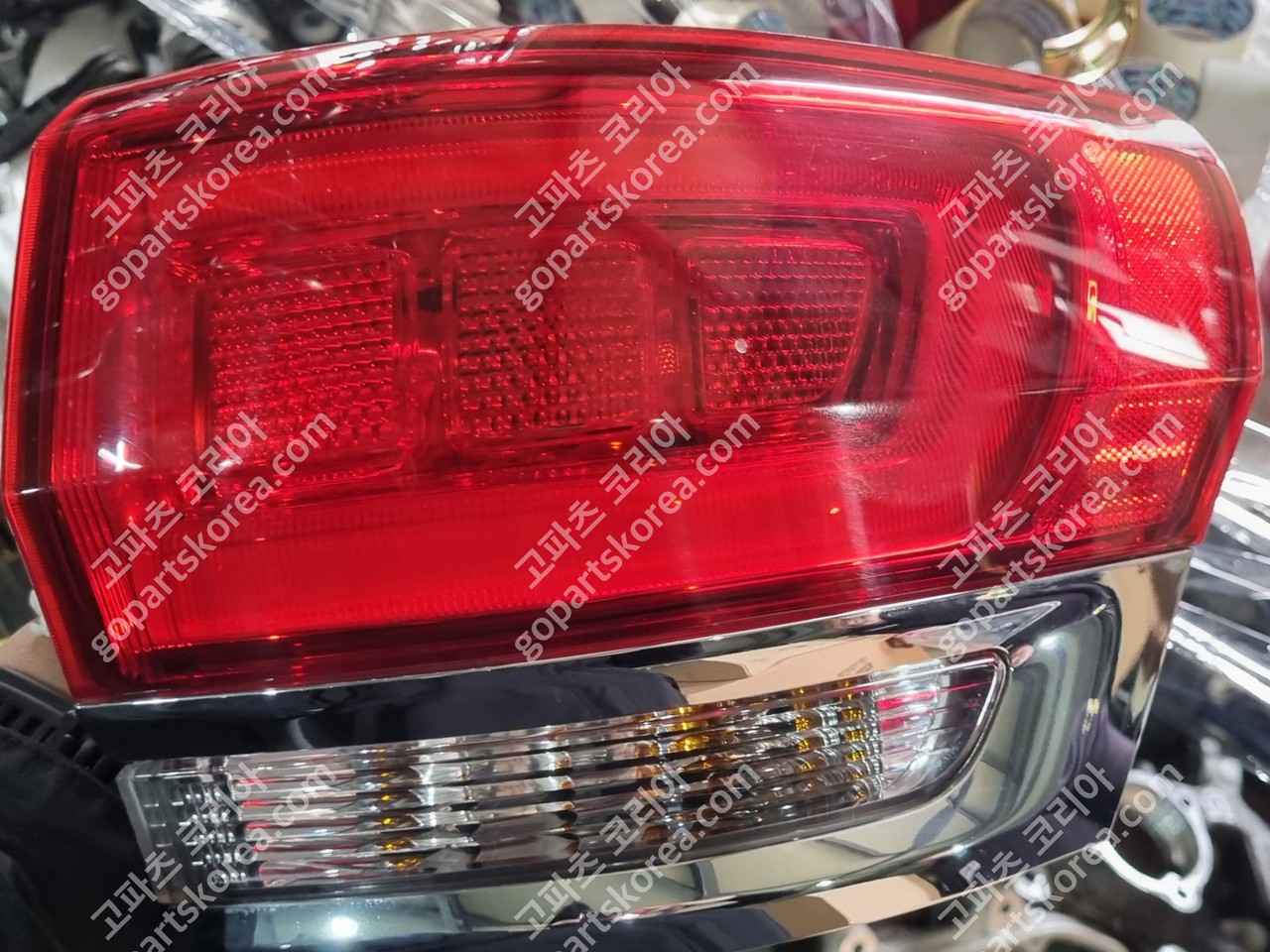 지프 그랜드체로키 테일램프 운전석 사진 2