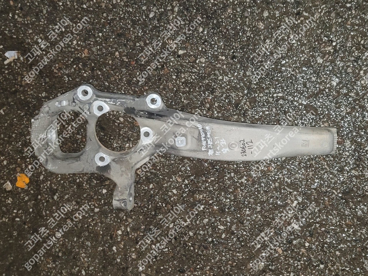 지프 그랜드체로키 하체 운전석 앞스티어링 너클 중고