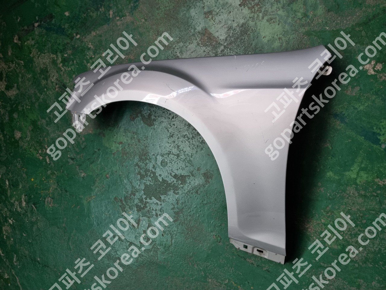 크라이슬러 뉴 300C 휀더 운전석 앞휀더 사진 3