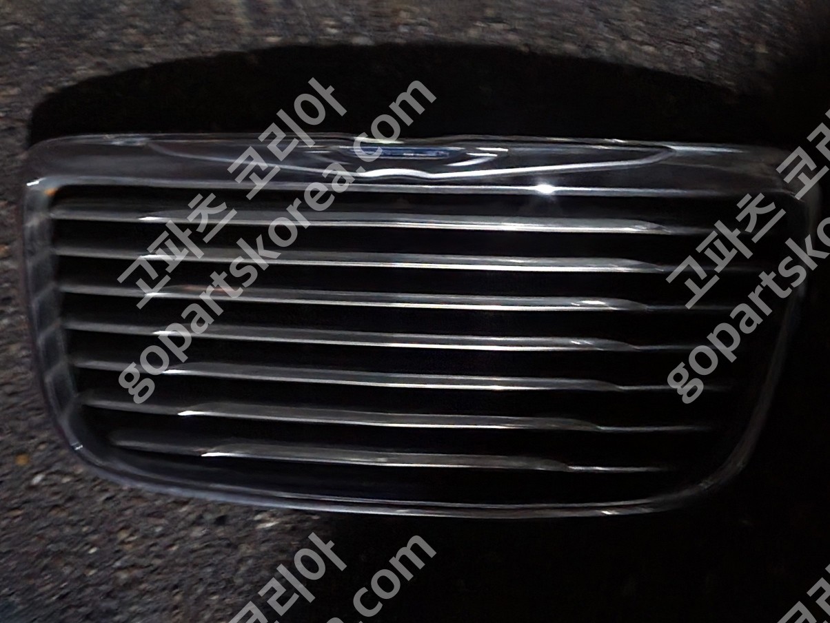 크라이슬러 300C 그릴 사진 2