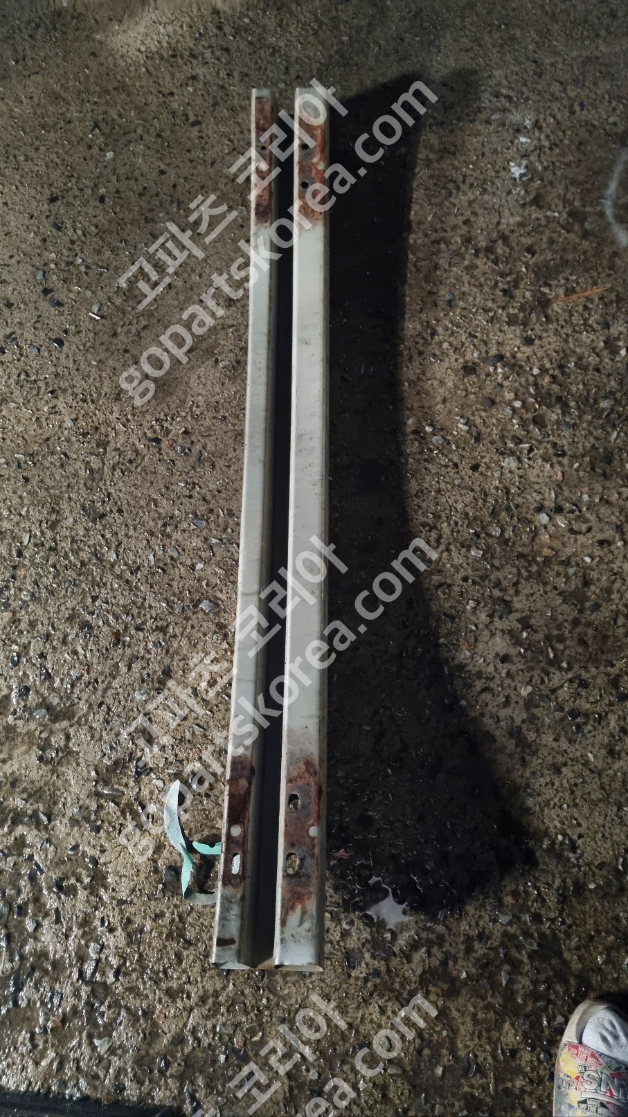 크라이슬러 300C 뒷레일 사진 2