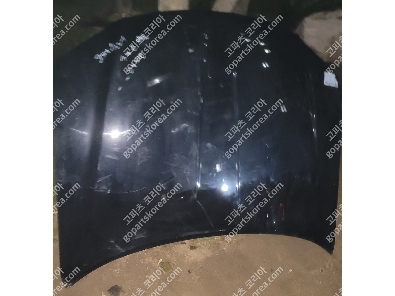 크라이슬러 300C 본네트 사진 3