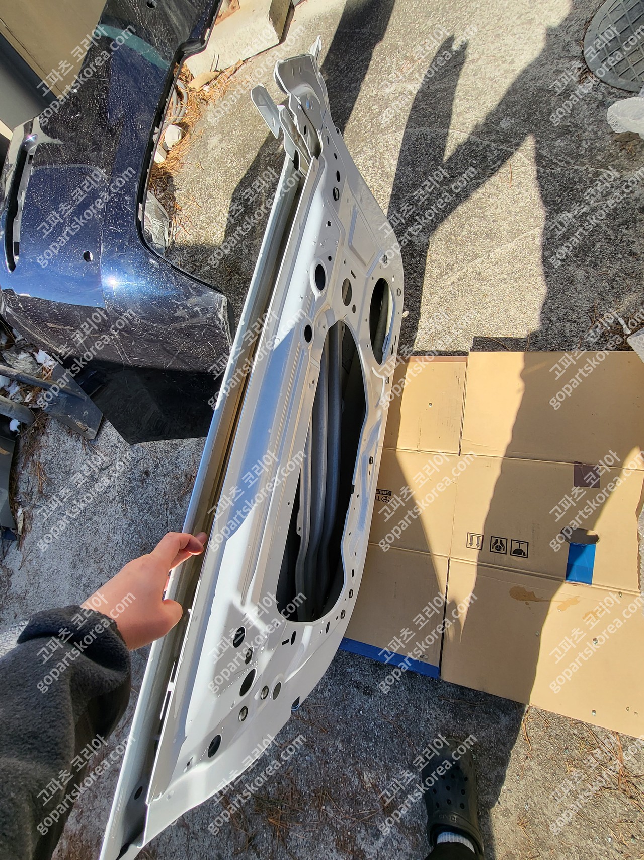 테슬라 모델3 뒷도어 운전석 사진 8