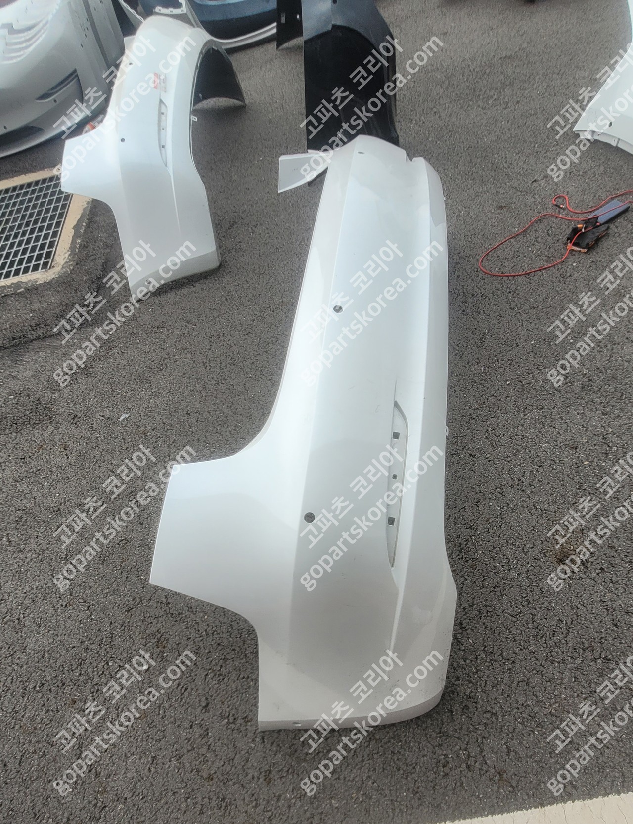 테슬라 모델3 뒷범퍼 중고