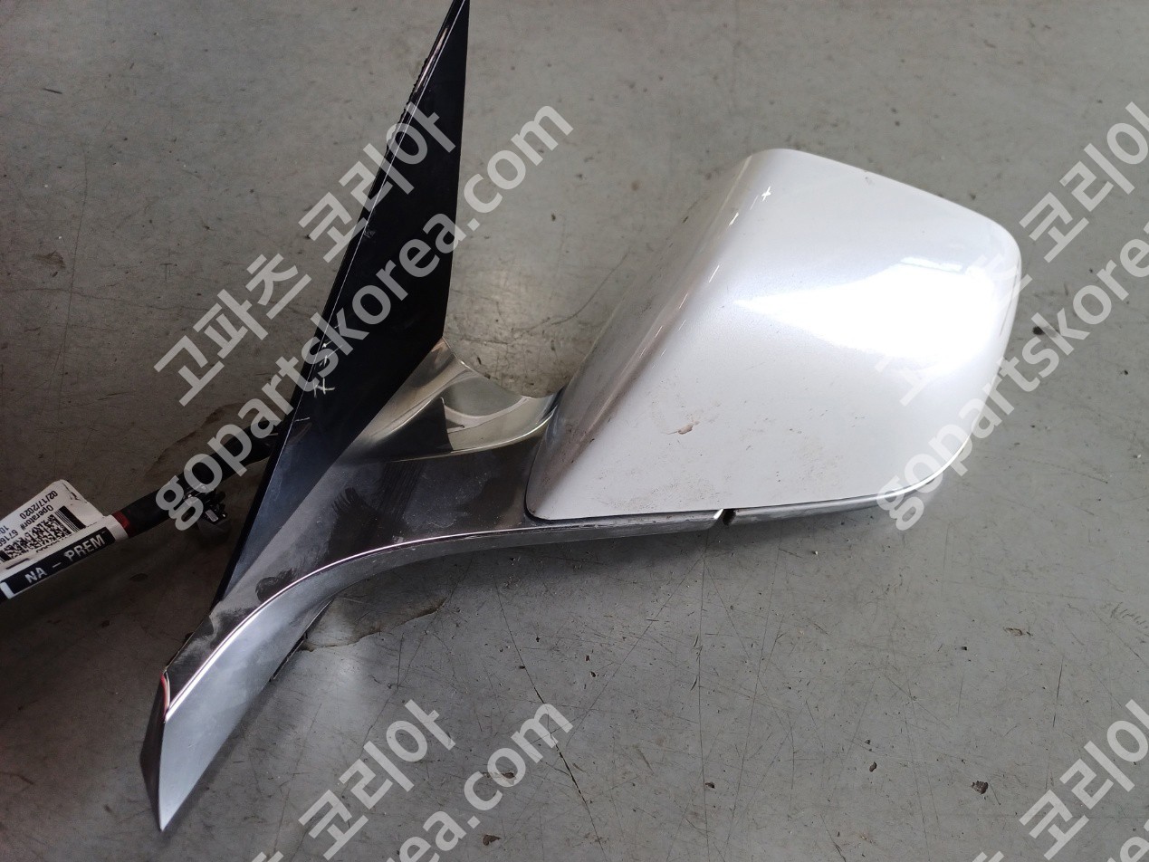 테슬라 모델3 사이드미러 운전석 사진 2