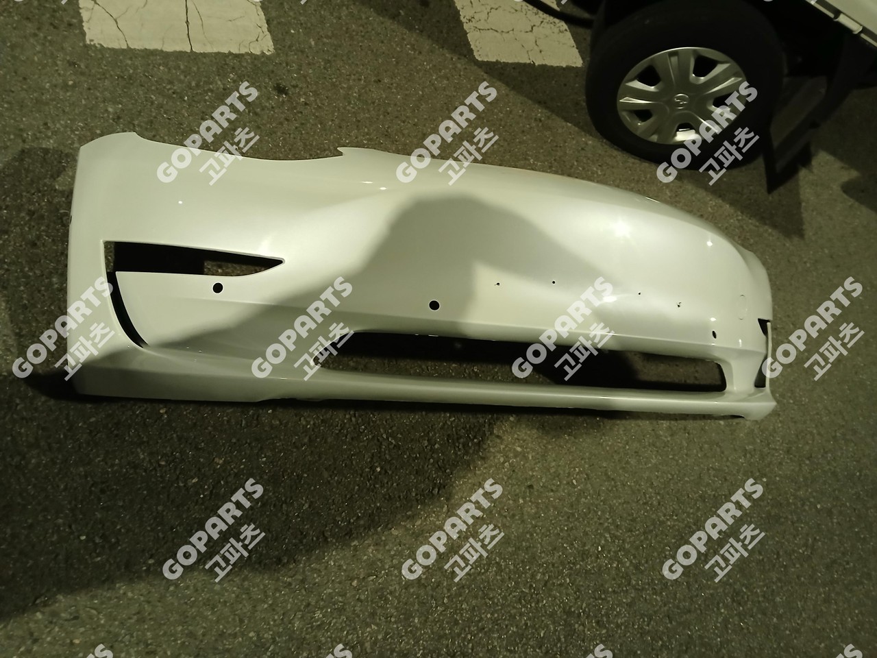 테슬라 모델3 앞범퍼 사진 2