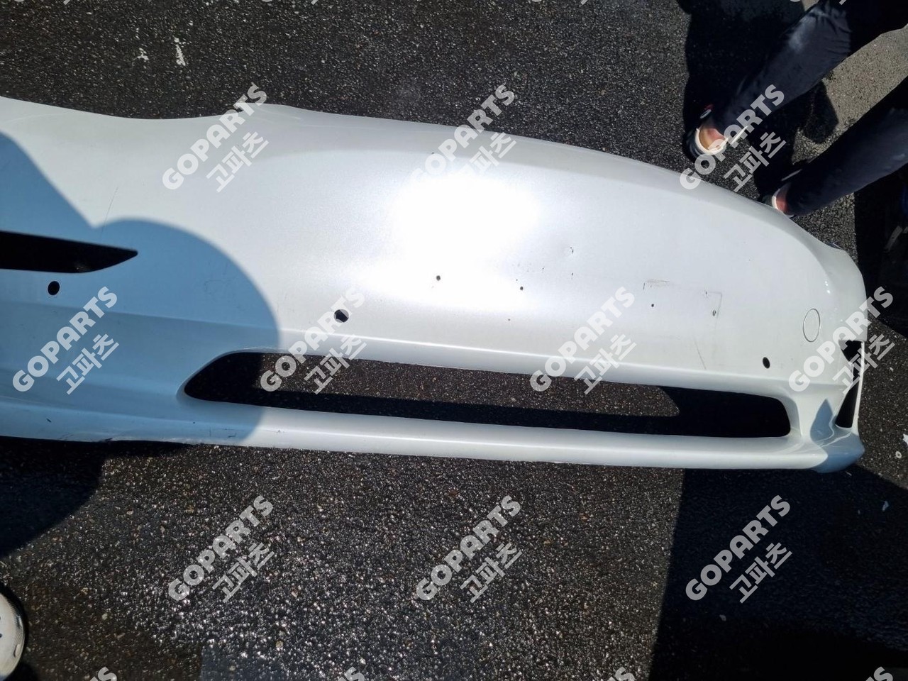 테슬라 모델3 앞범퍼 사진 2