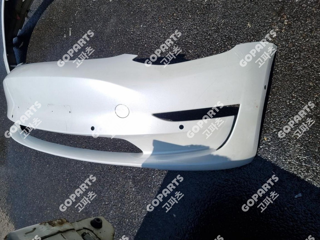 테슬라 모델3 앞범퍼 사진 3