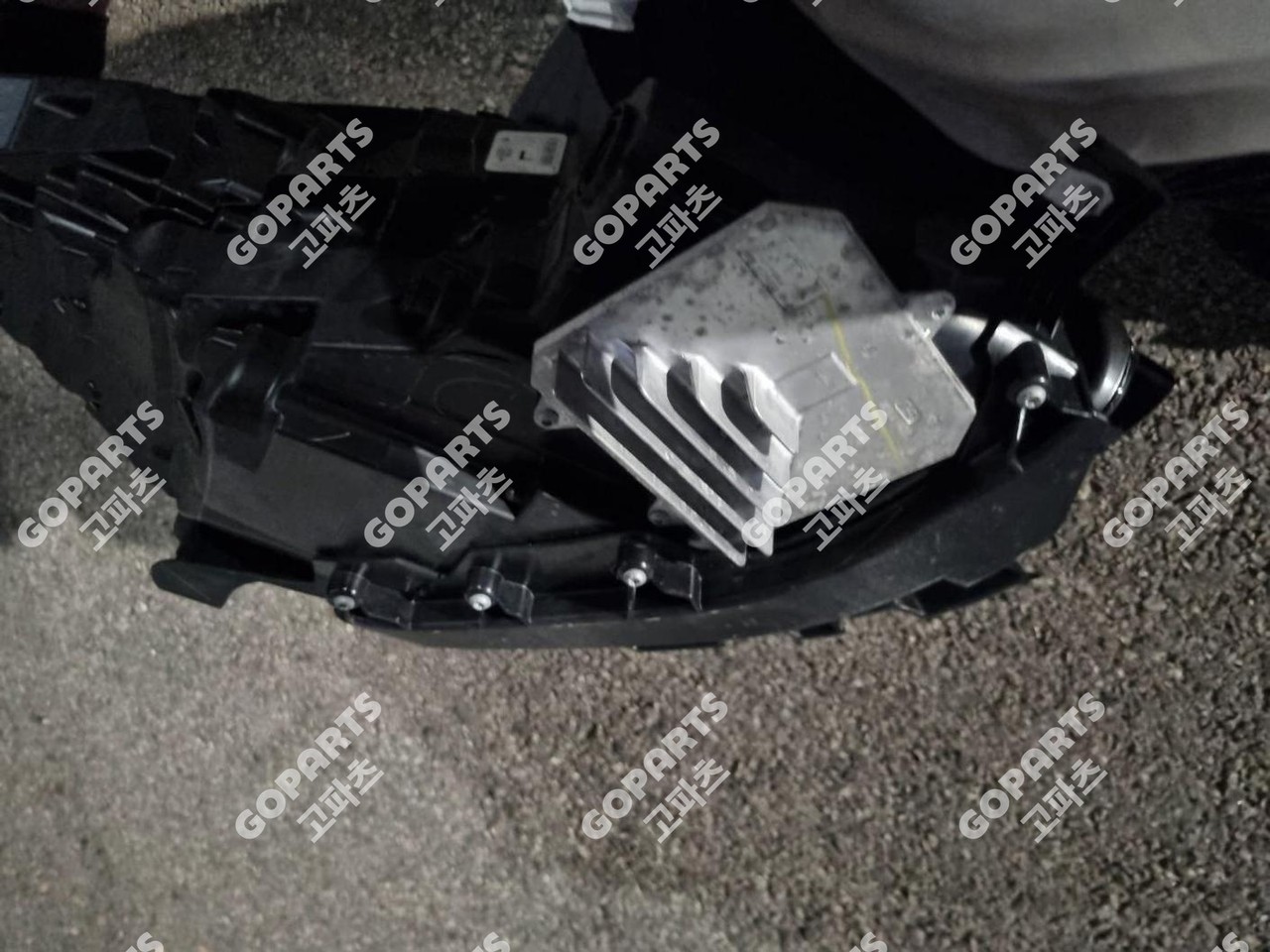 테슬라 모델3 전기형 운전석헤드라이트 사진 3