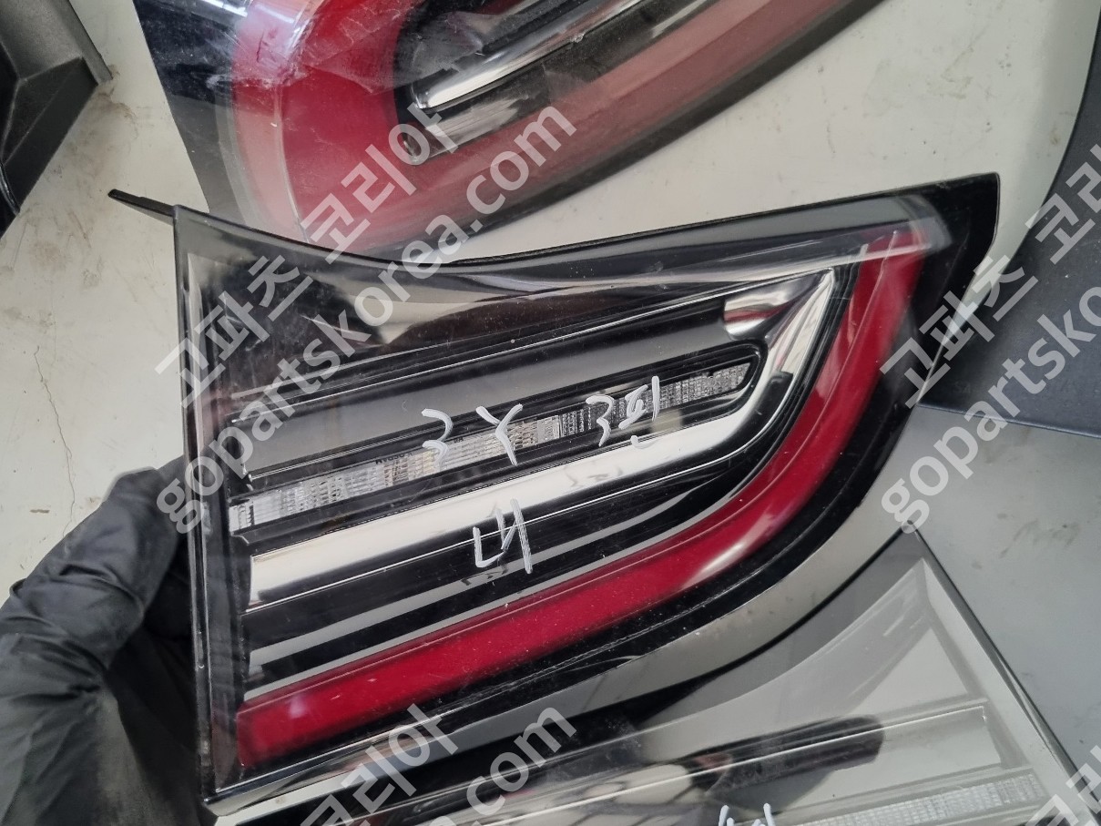 테슬라 모델3 테일램프 운전석 트렁크등 3핀, 모델3, 모델Y혼용 중고