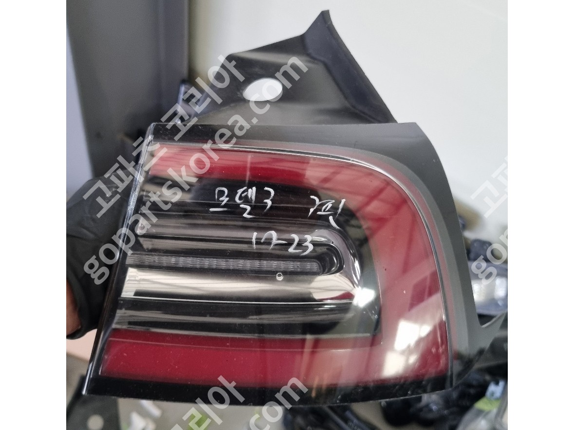 테슬라 모델3 테일램프 조수석 모델3, 모델Y혼용 중고