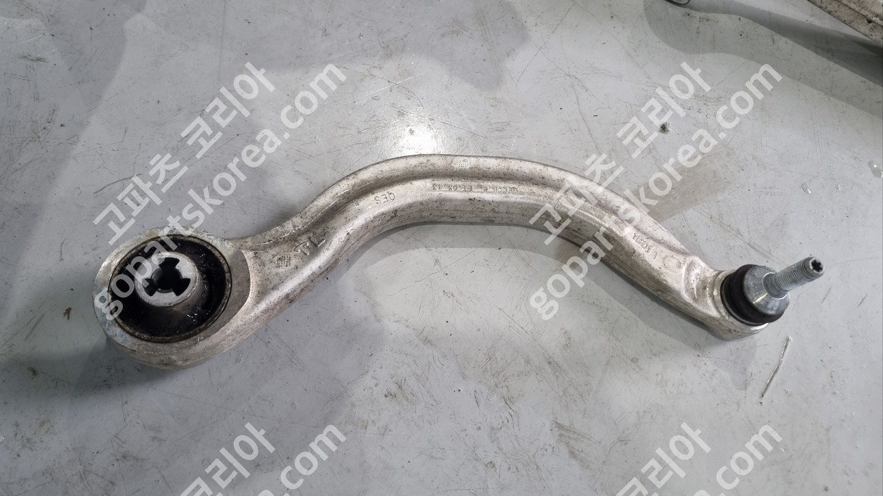 테슬라 모델3 하체 운전석 로우암 중고