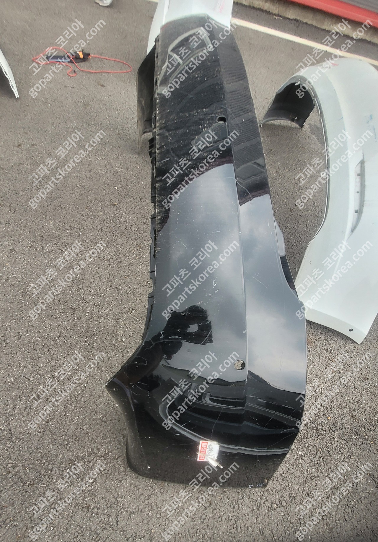 테슬라 모델S 뒷범퍼 중고