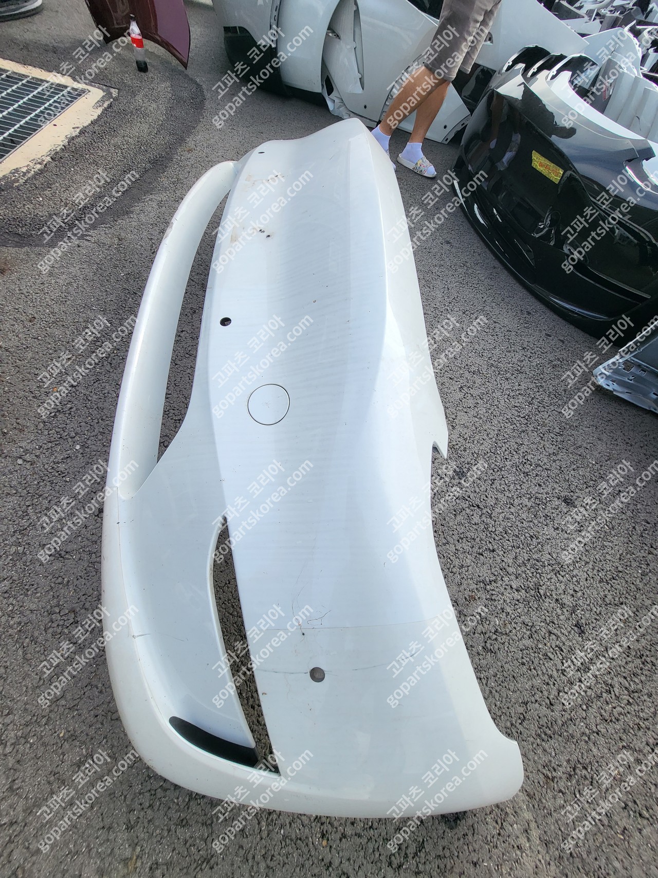 테슬라 모델Y 앞범퍼 중고