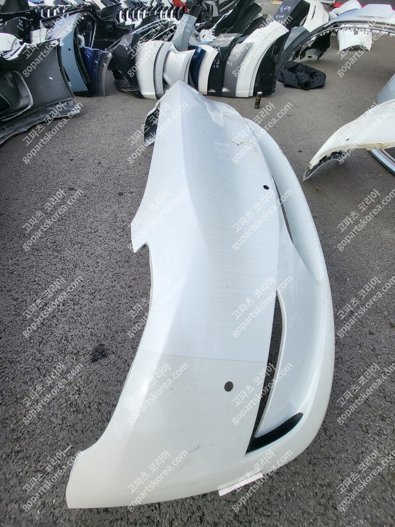 테슬라 모델Y 앞범퍼 사진 2