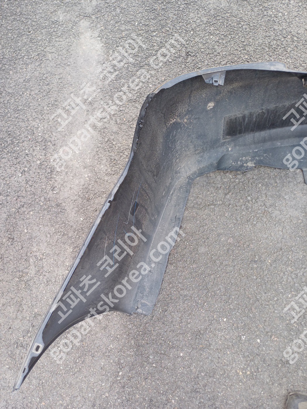 토요타 캠리 뒷범퍼 사진 3