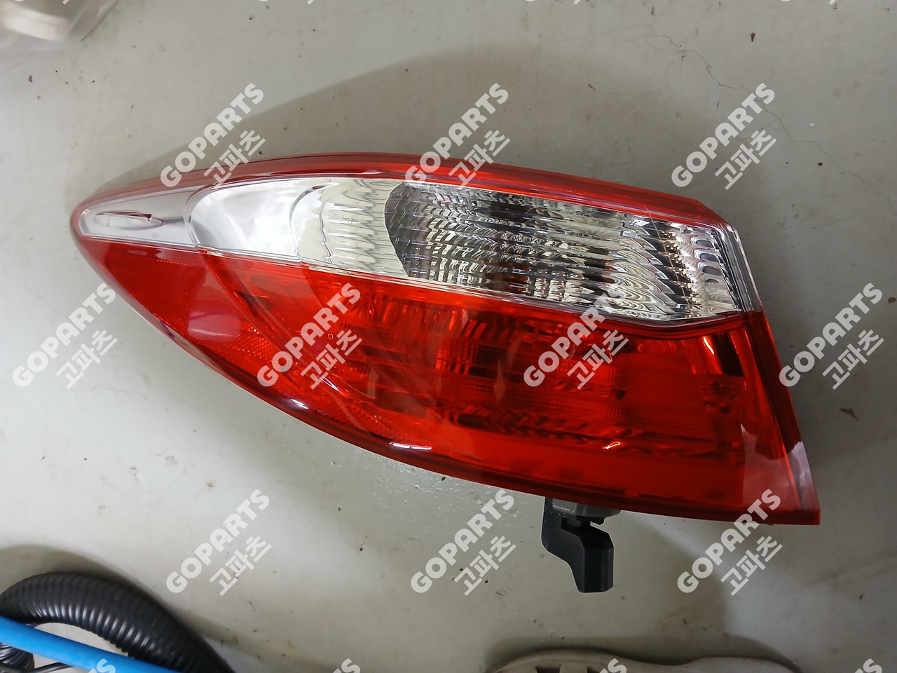 토요타 캠리 운전석후미등테일램프 중고