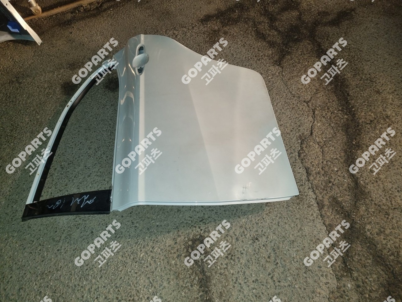 토요타 캠리 10세대 운전석뒷도어후도어 리어문짝 사진 3