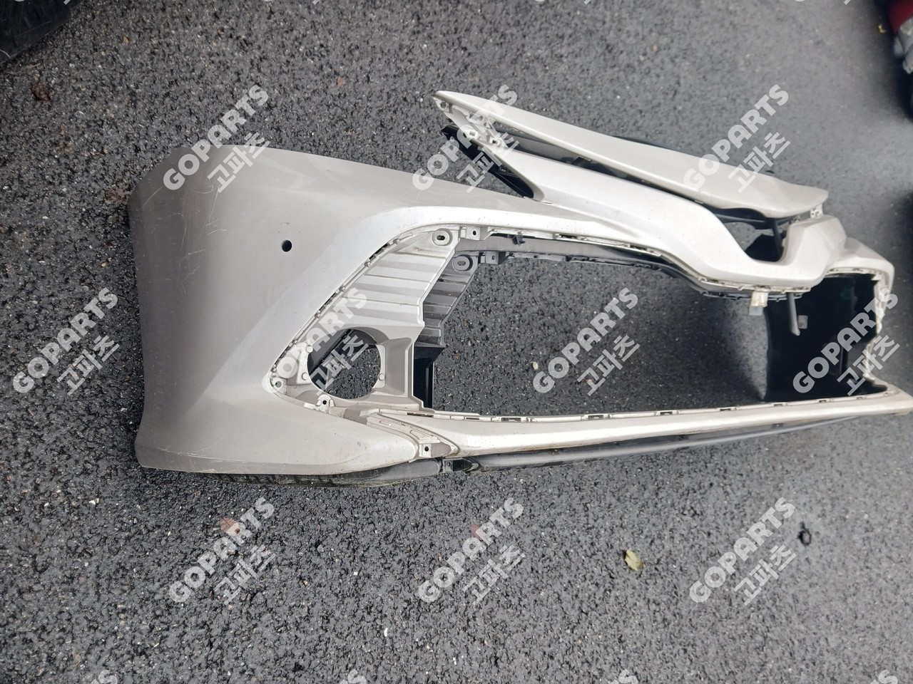 토요타 캠리 10세대 전기 앞범퍼 전피 사진 3