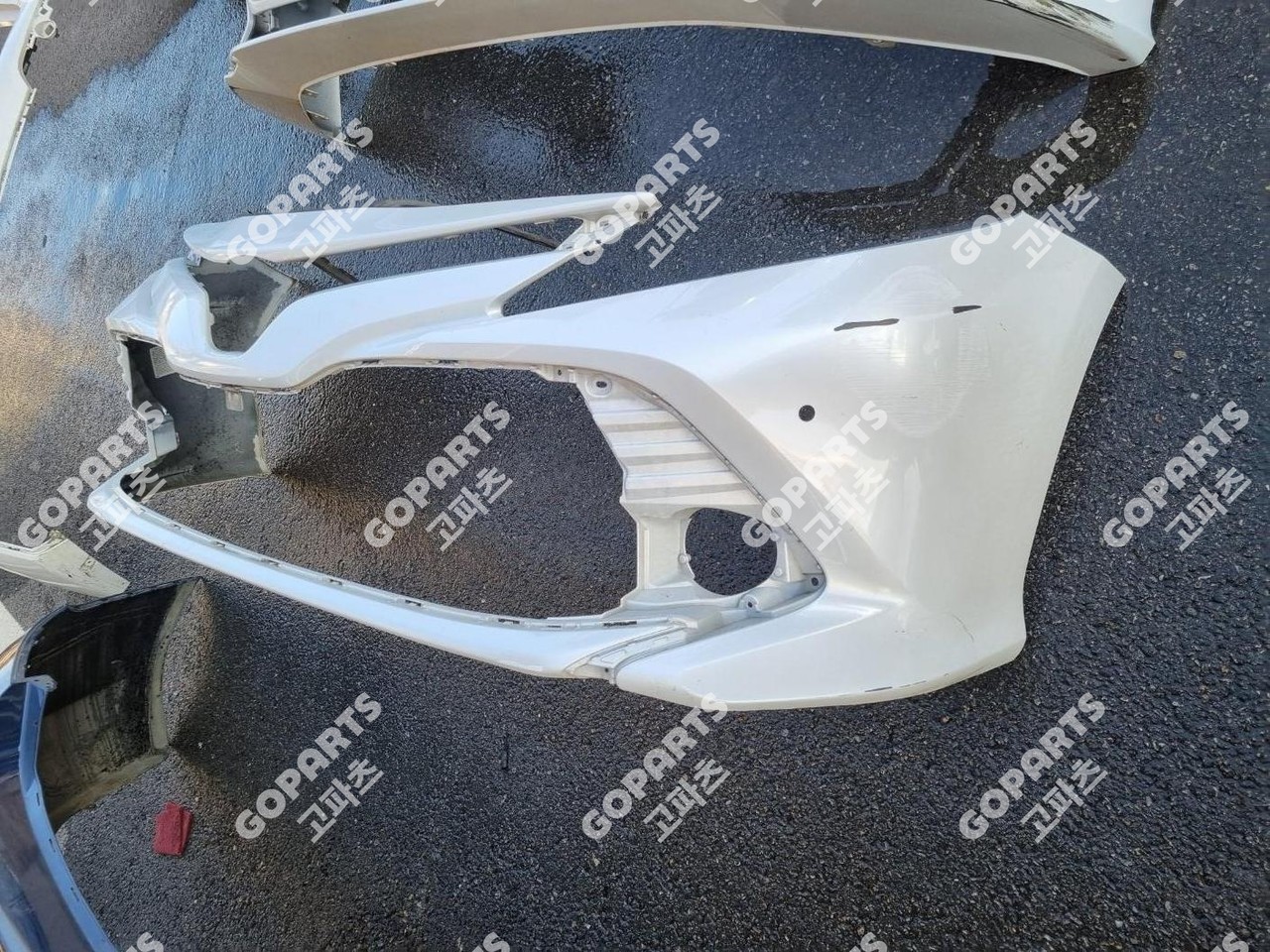 토요타 캠리 10세대 전기 앞범퍼 전피프론트밤바 중고