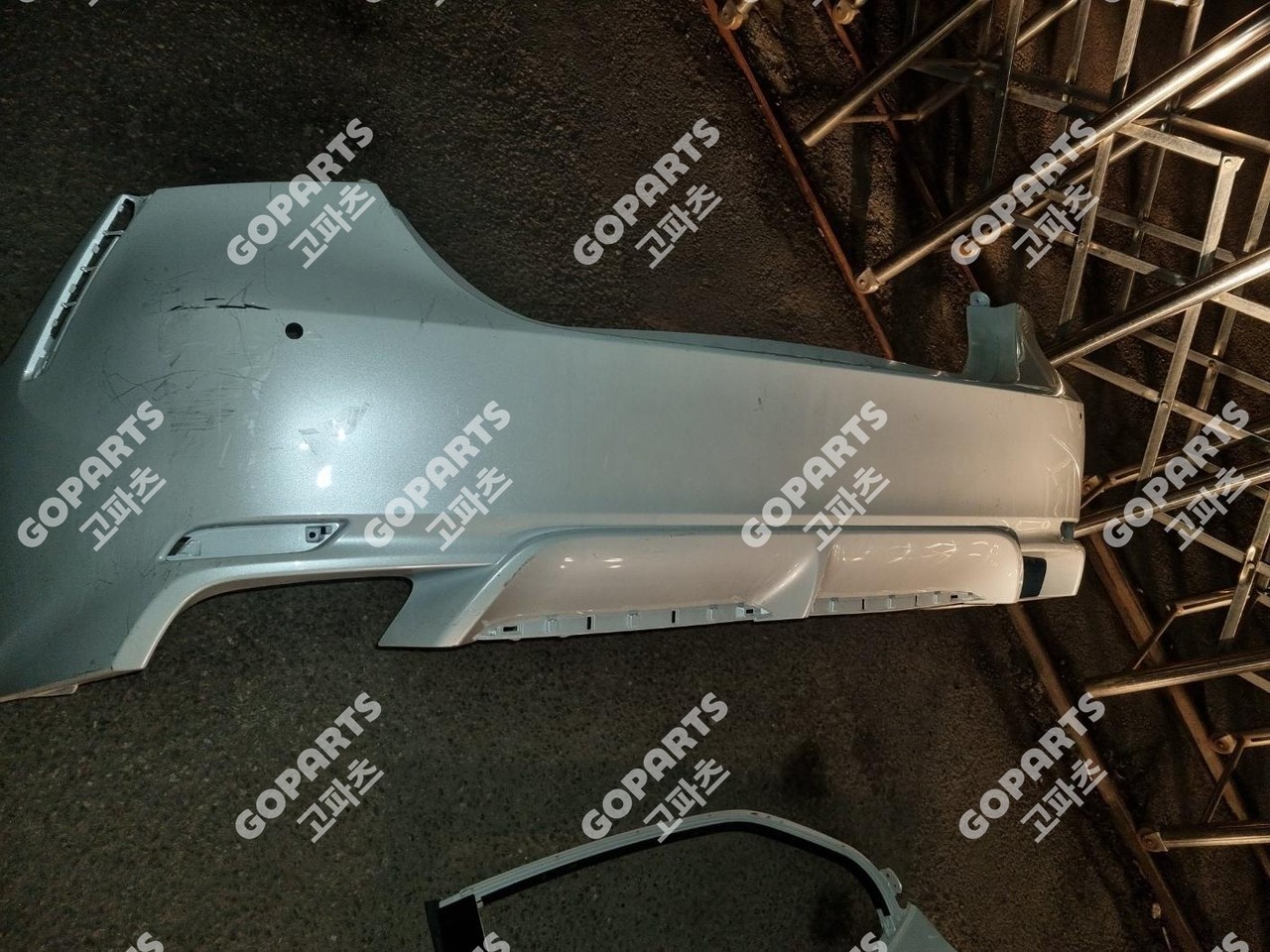 토요타 캠리 10세대 후기 하이브리드 XSE뒷범퍼 후피리어밤바 전용한정판 사진 2