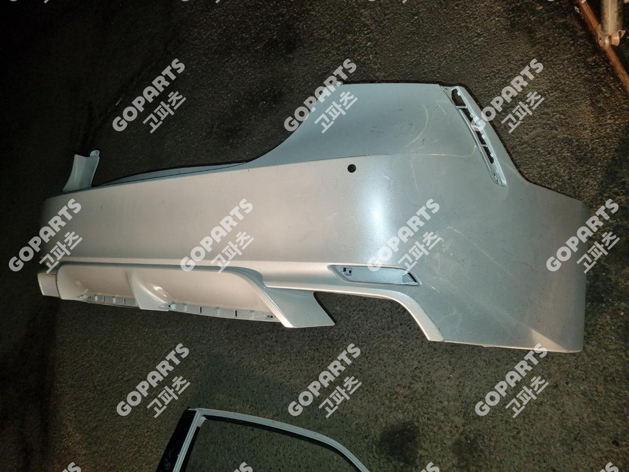 토요타 캠리 10세대 후기 하이브리드 XSE뒷범퍼 후피리어밤바 전용한정판 사진 3