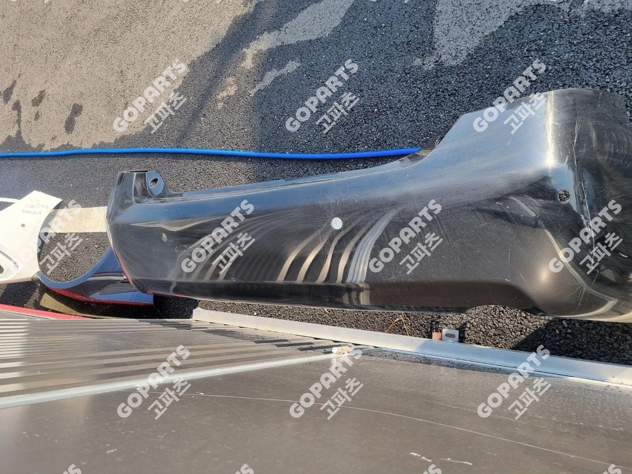 토요타 캠리 8세대 뒷범퍼뒷리어밤바 일반센서있는타입 사진 2