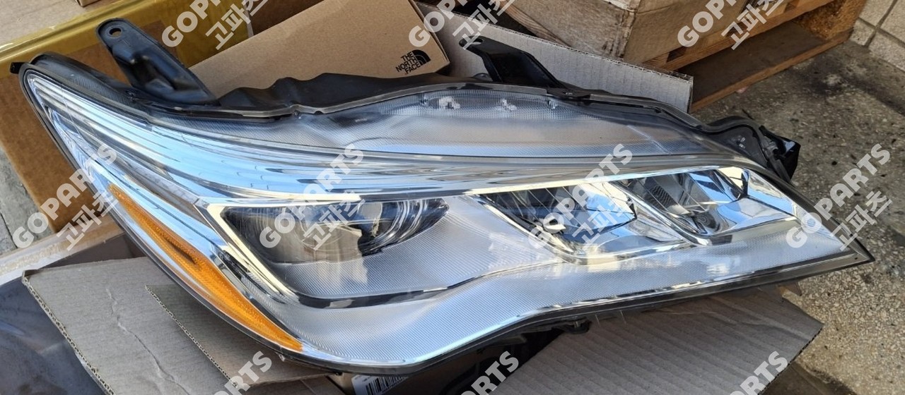 토요타 캠리 9세대 후기 XLE등급 조수석헤드라이트전조등LED 중고