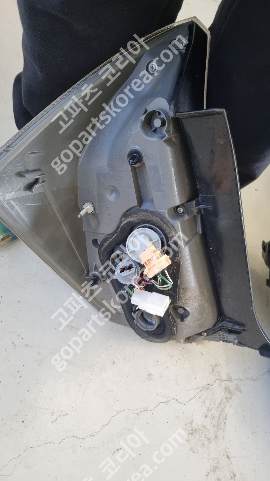 토요타 프리우스 테일램프 조수석 중고