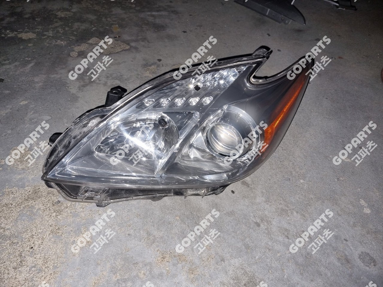 토요타 프리우스 3세대 후기 운전석할로겐헤드라이트전조등램프 중고