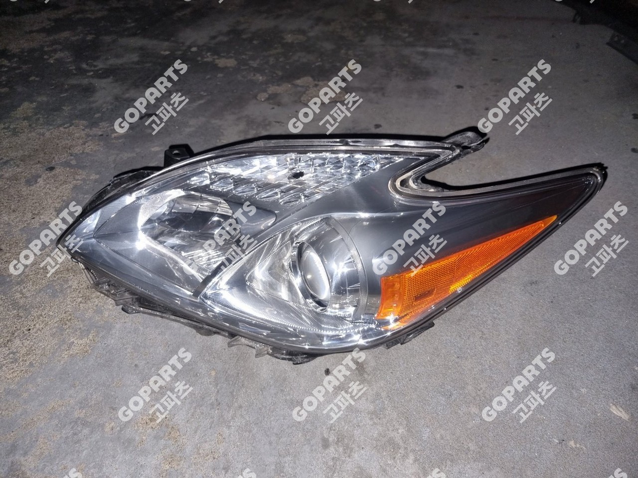 토요타 프리우스 3세대 후기 운전석할로겐헤드라이트전조등램프 사진 2
