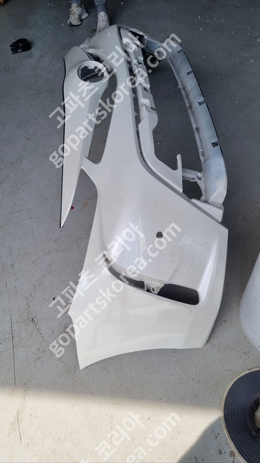 토요타 프리우스V 앞범퍼 사진 3