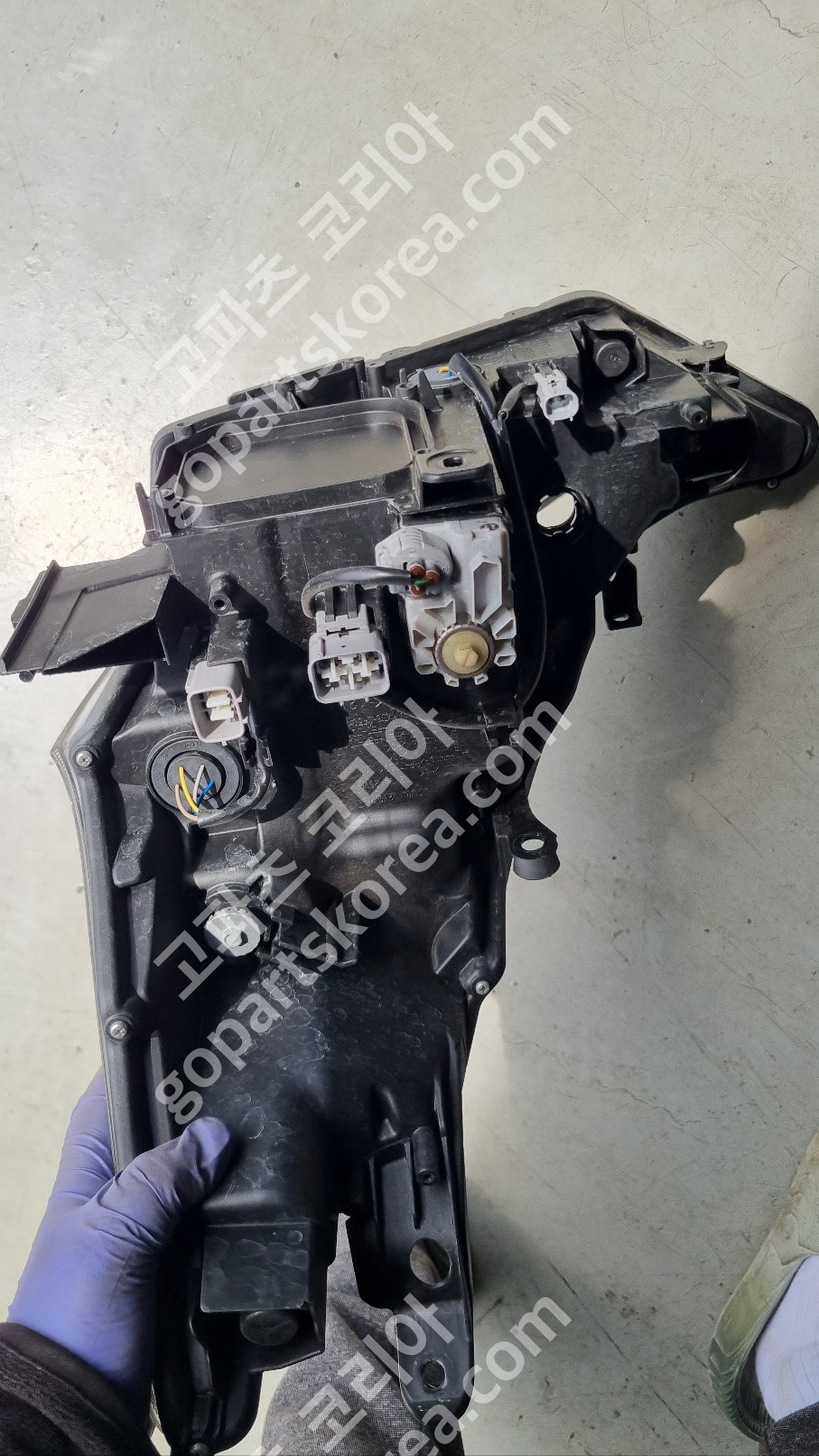 토요타 프리우스V 헤드라이트 조수석 할로겐 중고