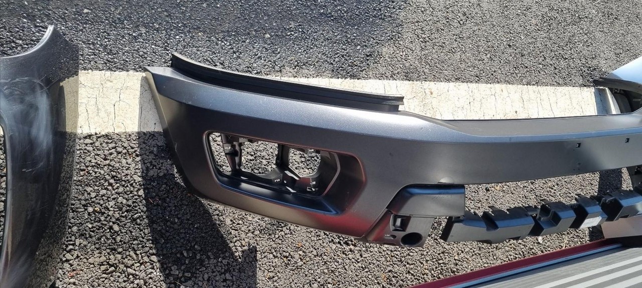 포드 레인저 랩터 3세대 앞범퍼 전피프론트밤바 사진 3