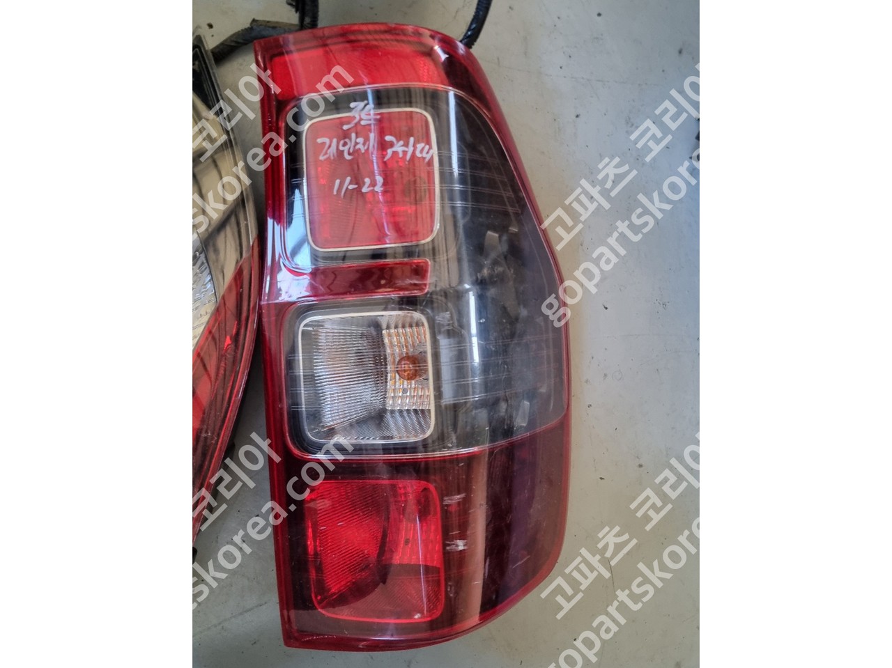 포드 레인저 3세대 테일램프 조수석 중고