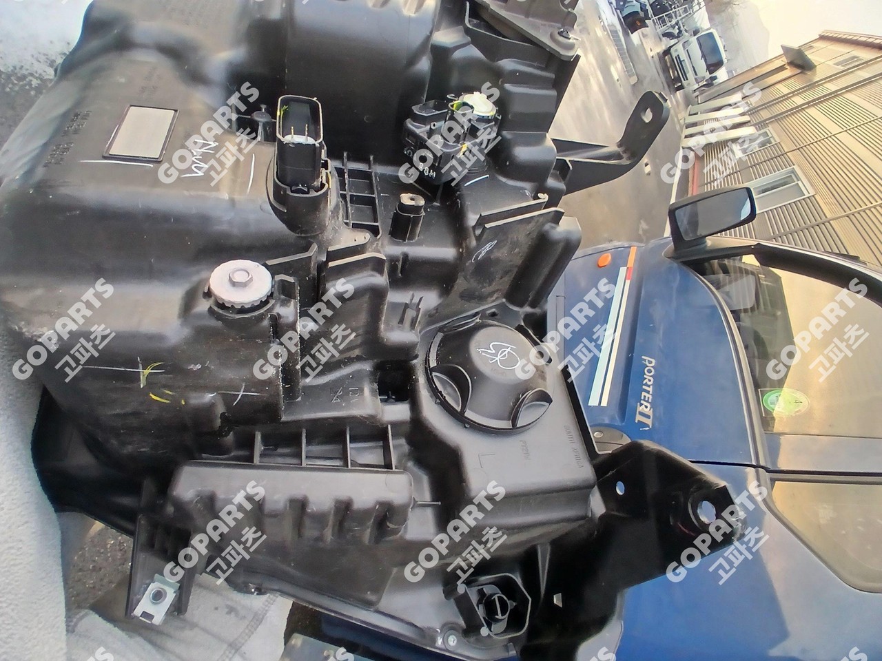 포드 레인저 4세대 와일드트랙 운전석헤드라이트 사진 3