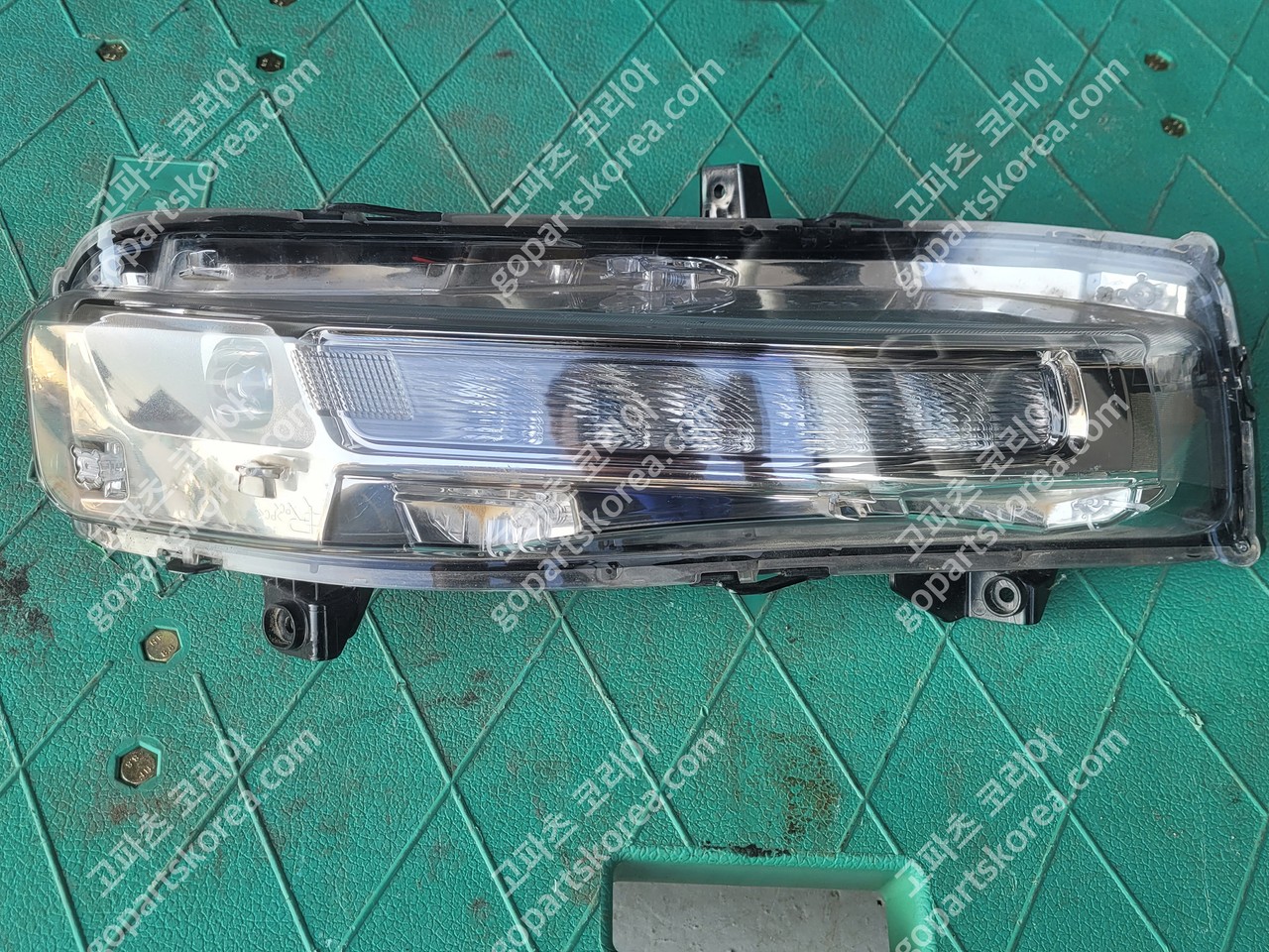 포드 머스탱 안개등 조수석 사진 4