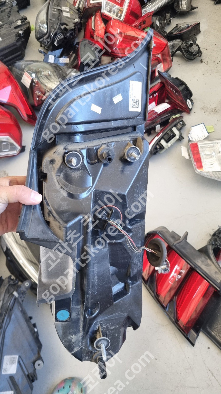 포드 머스탱 테일램프 조수석 사진 2