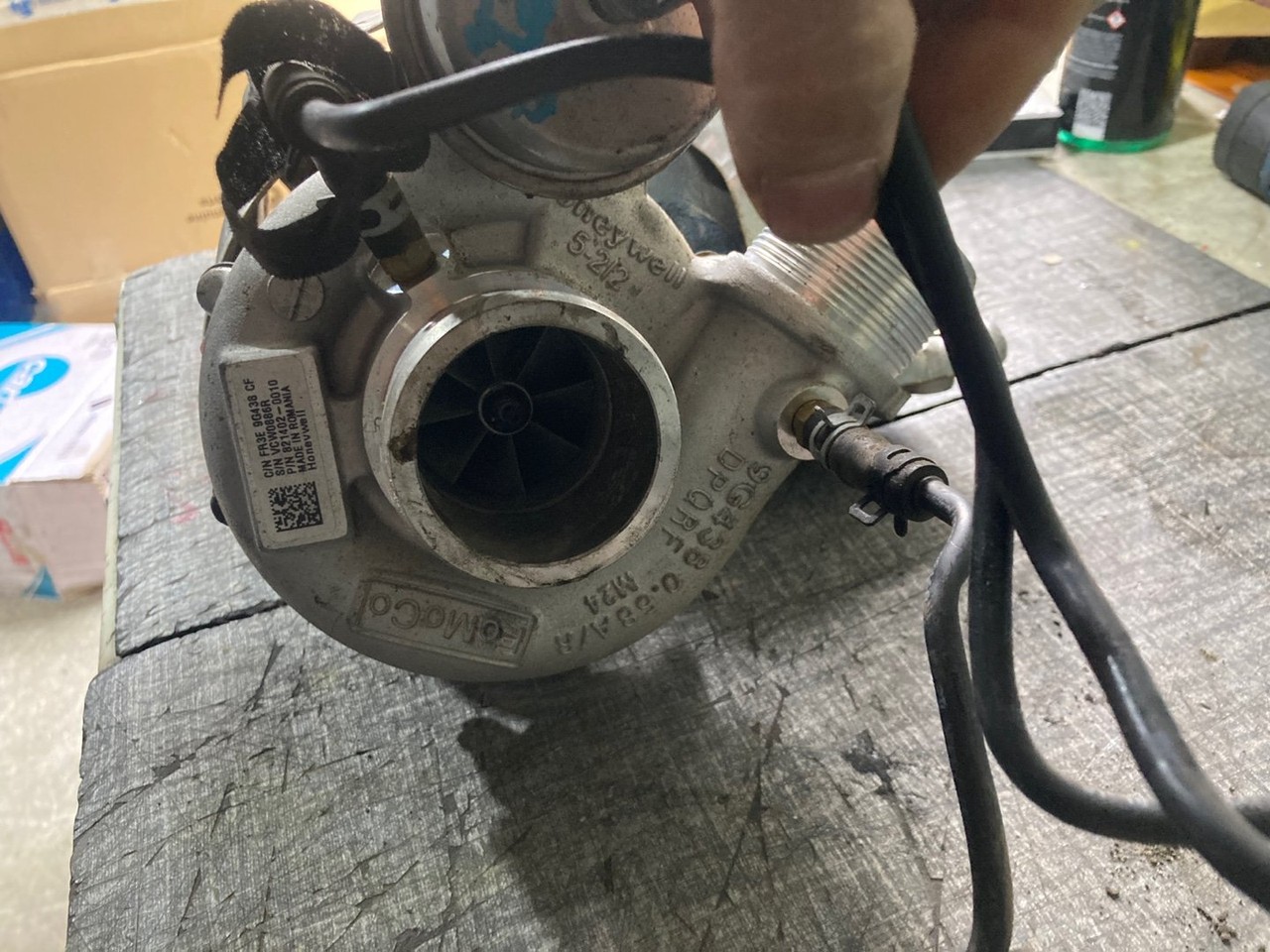 포드 머스탱 6세대 터보차저 사진 2