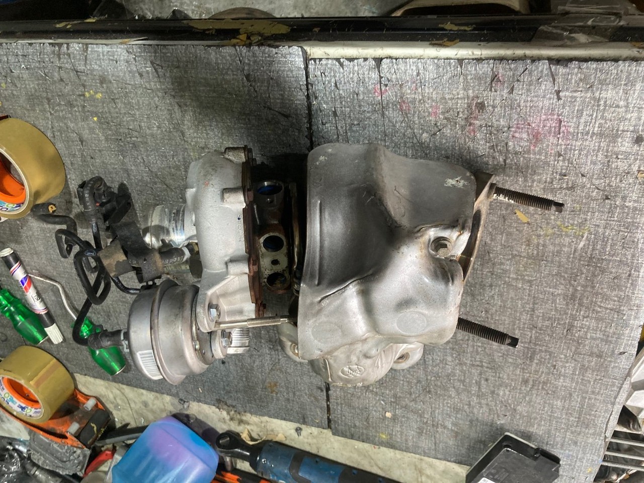 포드 머스탱 6세대 터보차저 사진 3