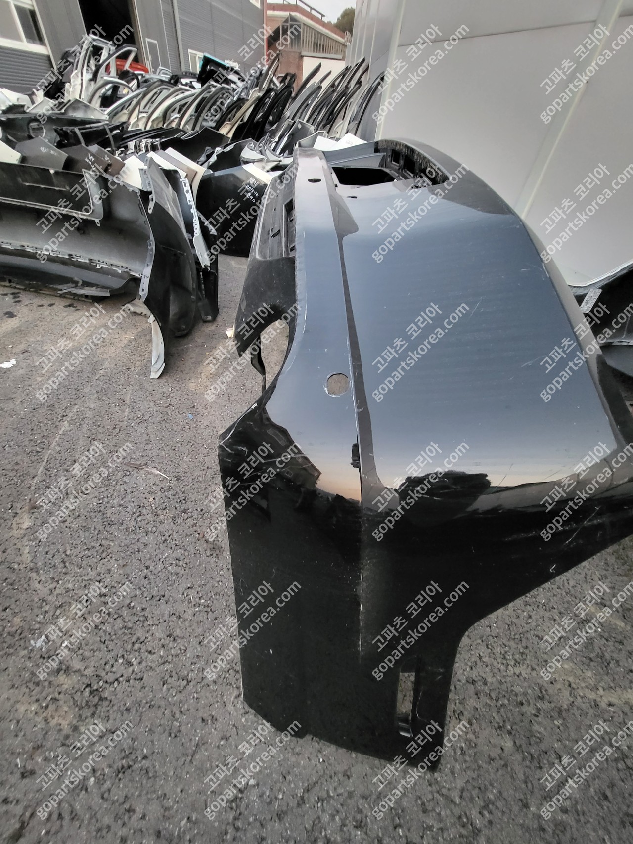 포드 머스탱 GT 뒷범퍼 사진 2