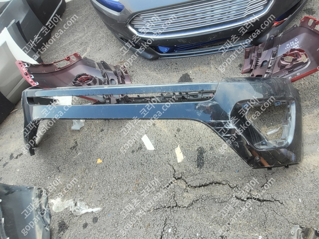 포드 익스페디션 앞범퍼 중고