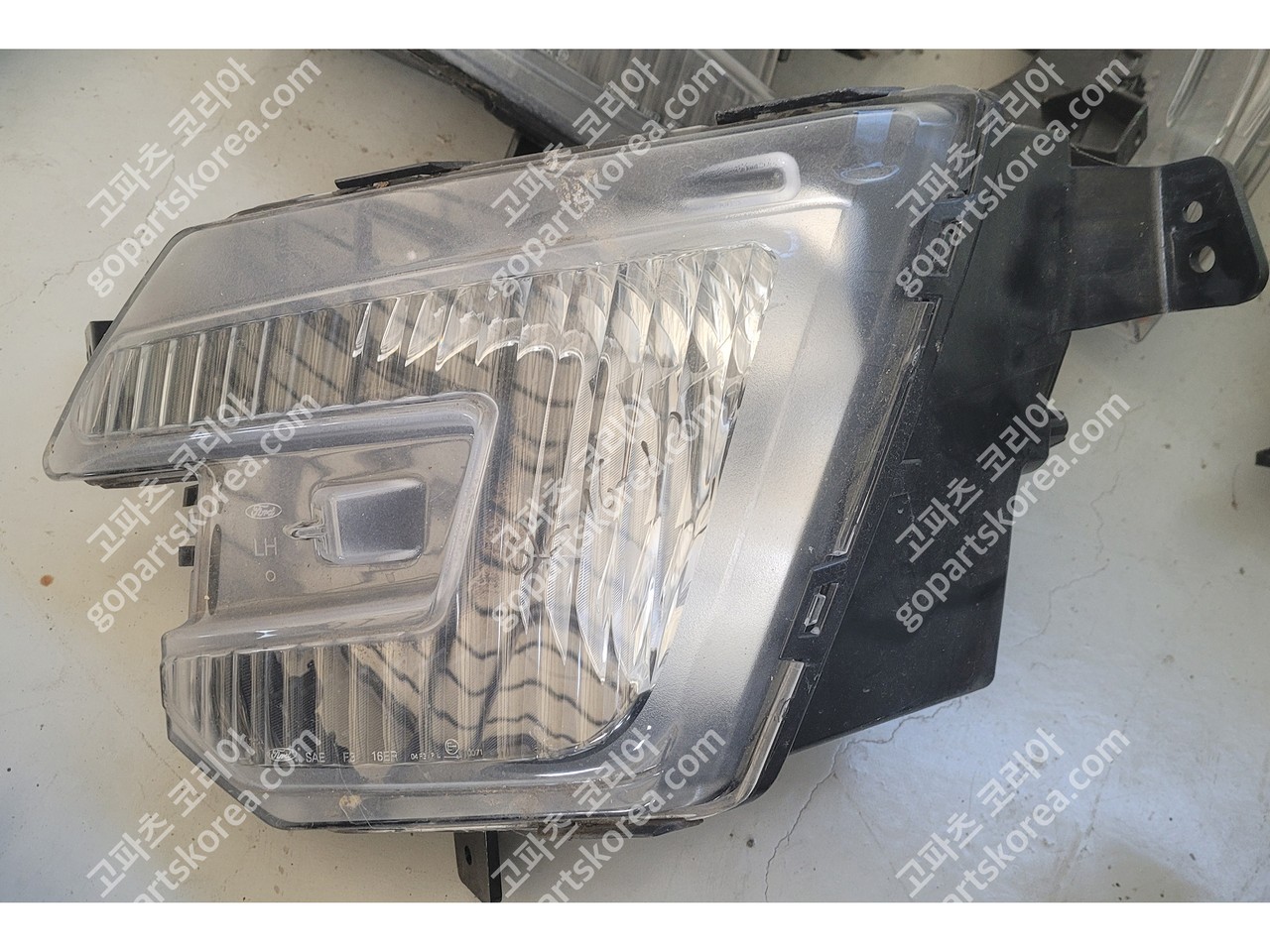 포드 익스플로러 안개등 운전석 중고