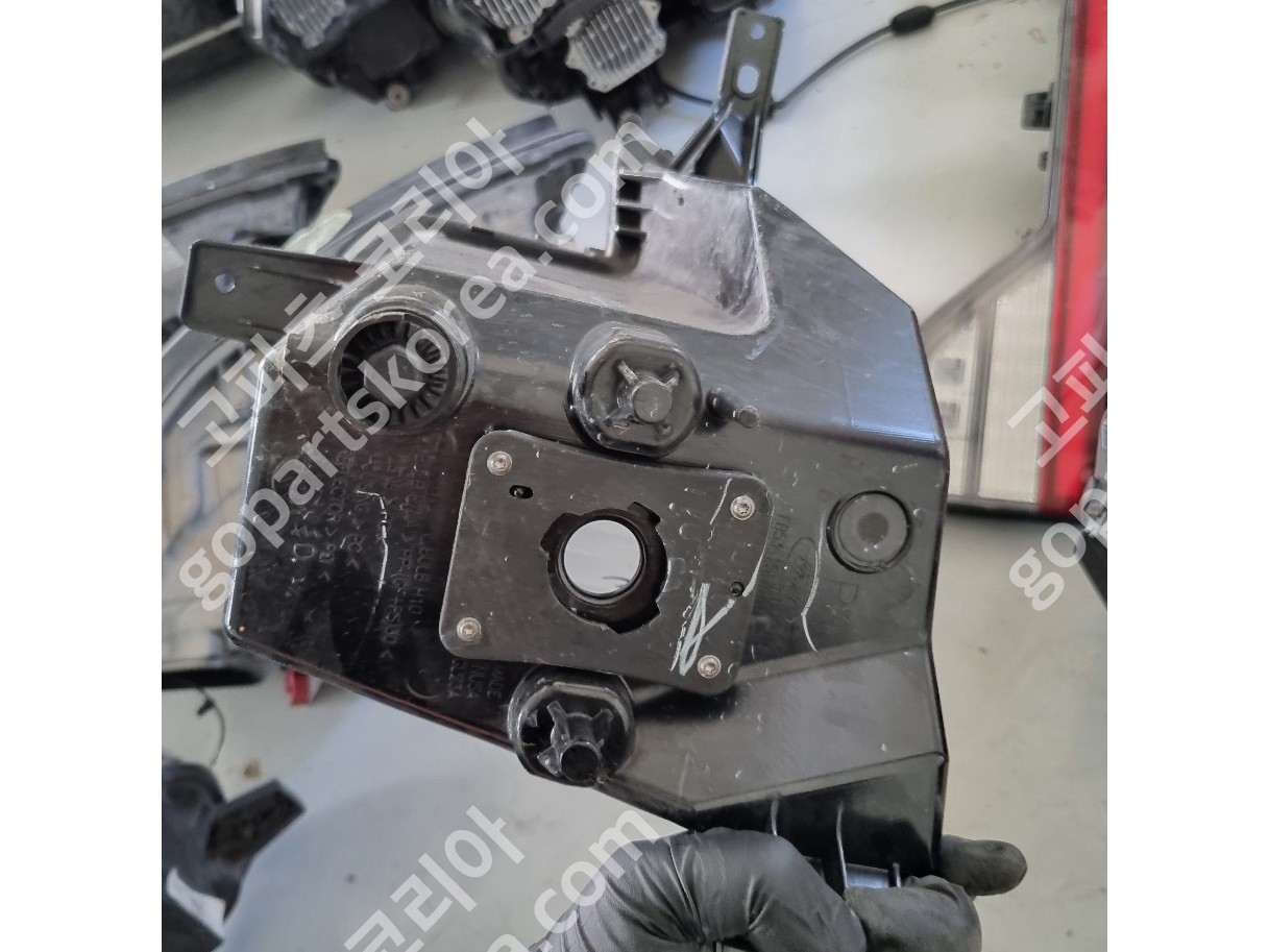 포드 익스플로러 안개등 조수석 사진 2