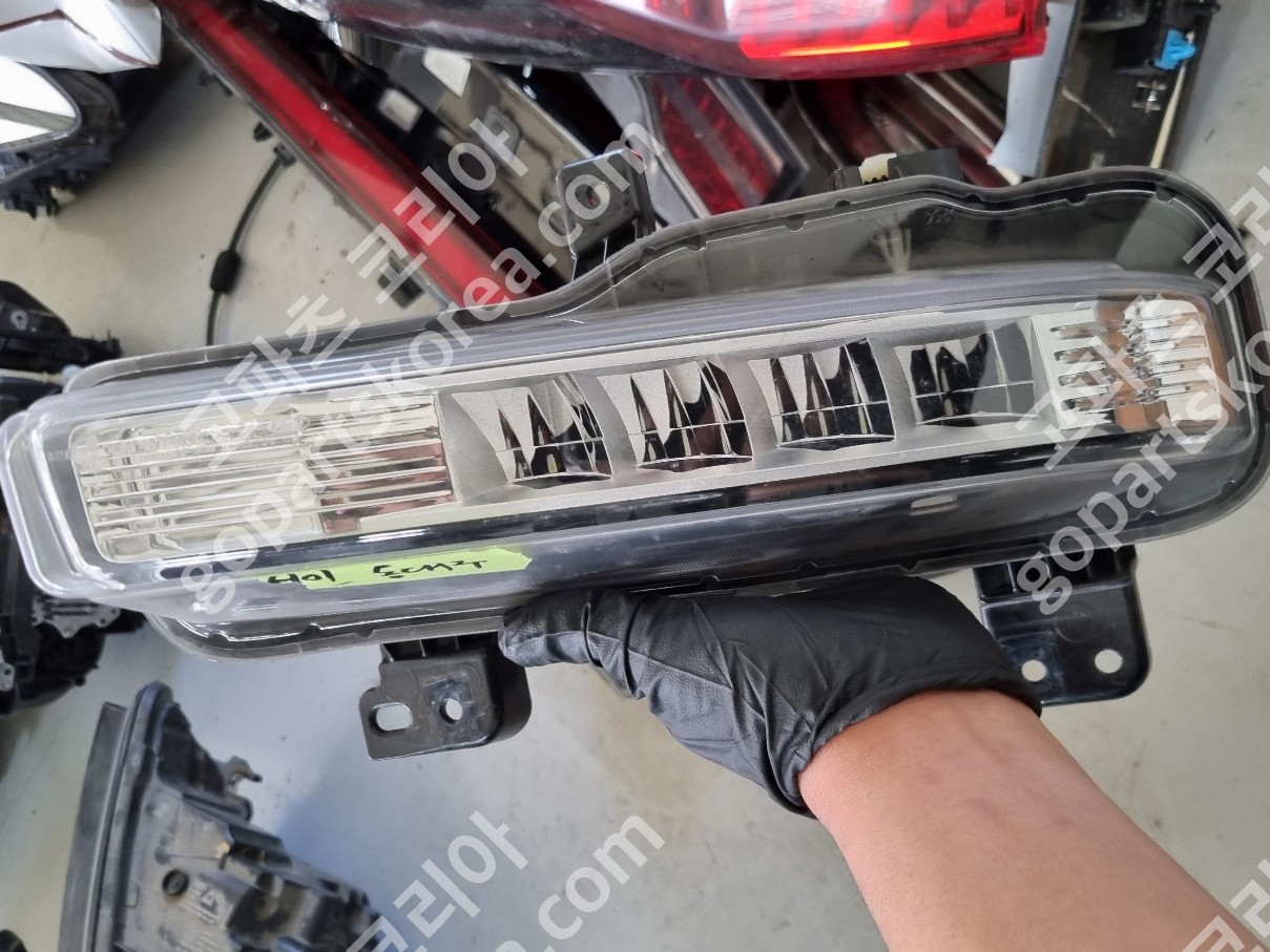 포드 익스플로러 안개등 조수석 중고